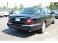Ebony Black - XJ XJ8 L Photo No. 15