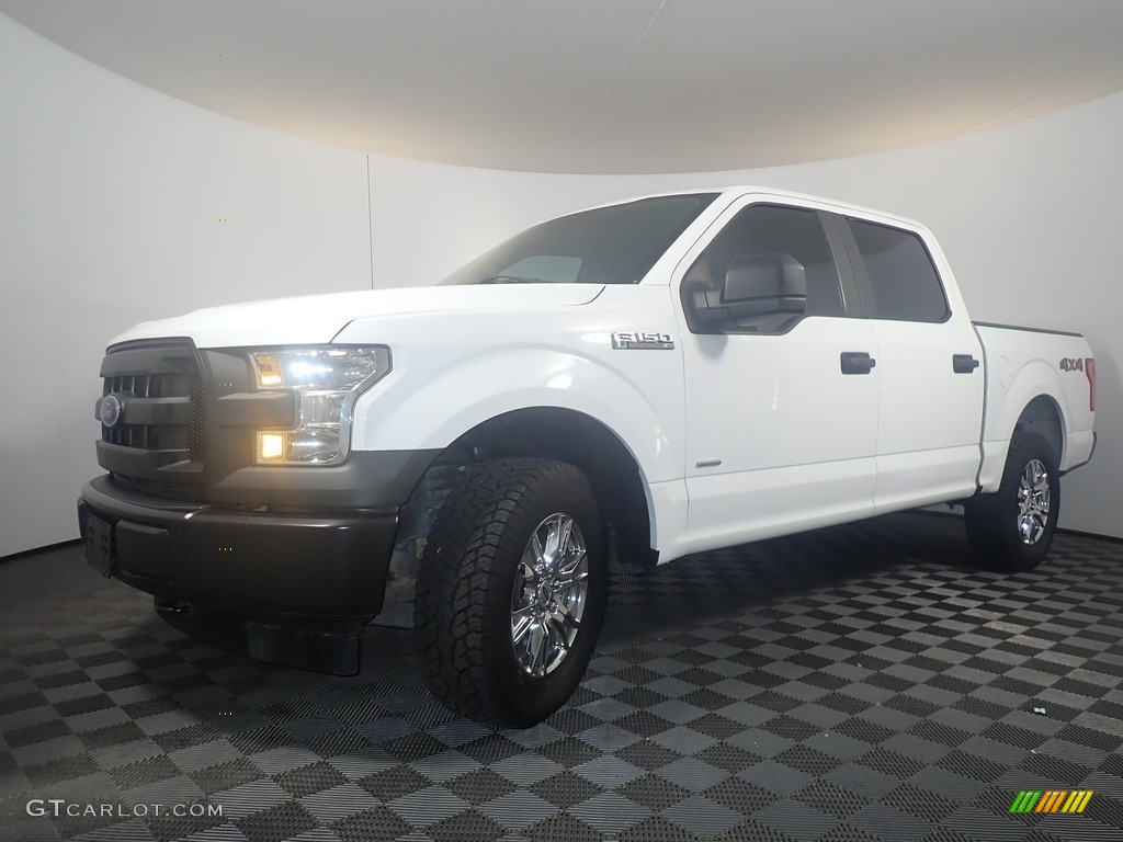 2017 F150 XL SuperCrew 4x4 - Oxford White / Earth Gray photo #7