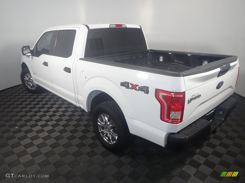 2017 F150 XL SuperCrew 4x4 - Oxford White / Earth Gray photo #11