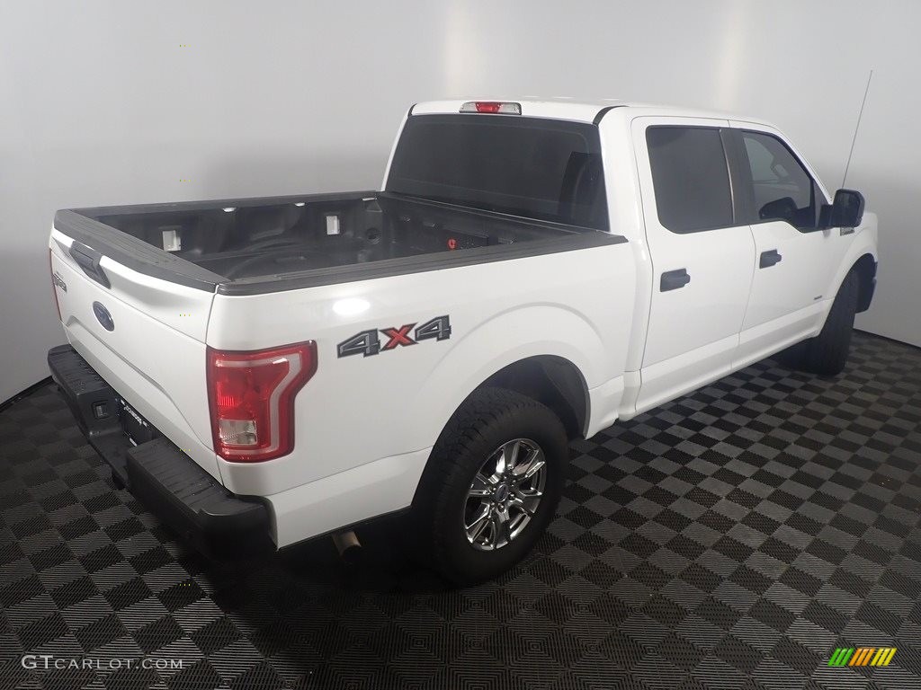 2017 F150 XL SuperCrew 4x4 - Oxford White / Earth Gray photo #15