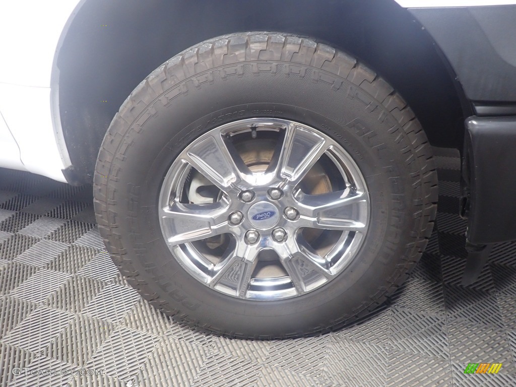 2017 F150 XL SuperCrew 4x4 - Oxford White / Earth Gray photo #39
