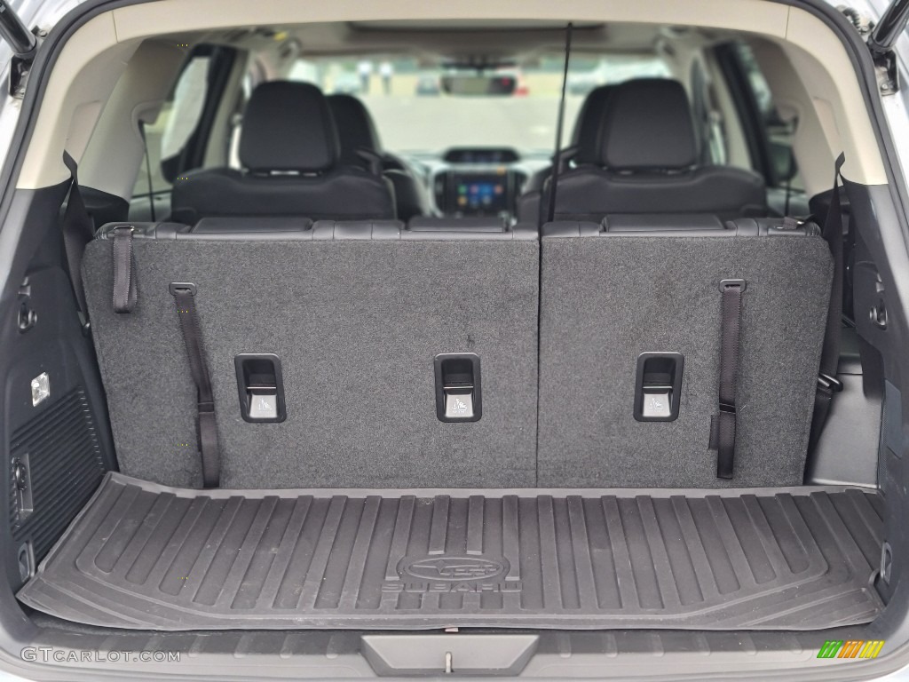 2021 Subaru Ascent Limited Trunk Photo #142731431