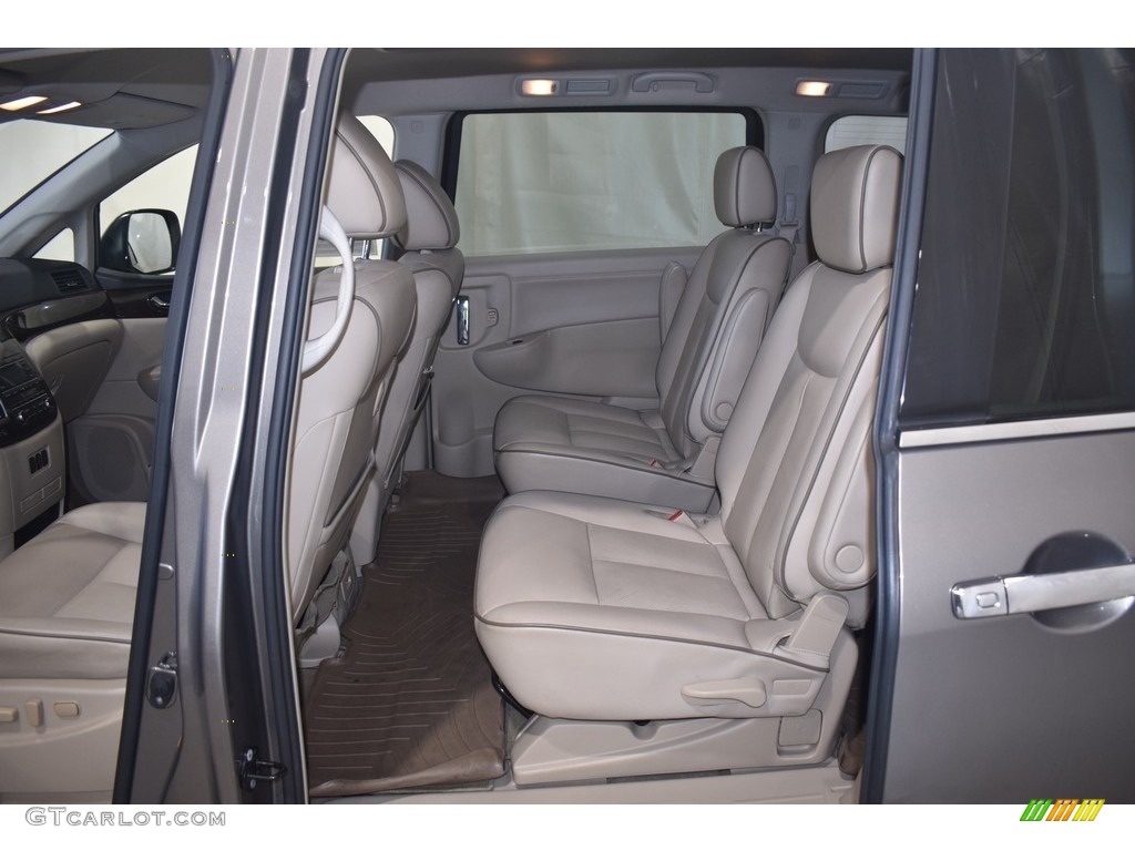 Beige Interior 2016 Nissan Quest SV Photo #142731824