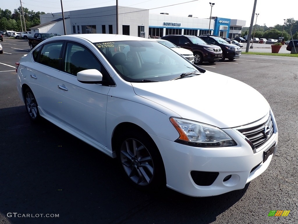 2014 Sentra SR - Aspen White / Charcoal photo #5