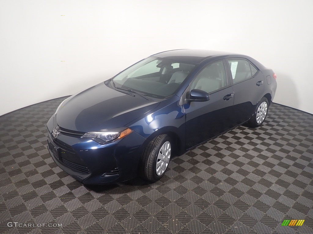 2018 Corolla LE - Blue Crush Metallic / Ash/Dark Gray photo #9