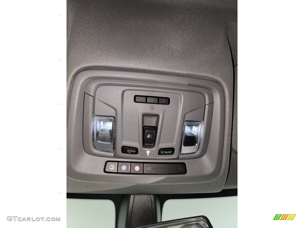 2019 Silverado 1500 RST Crew Cab 4WD - Summit White / Jet Black photo #25