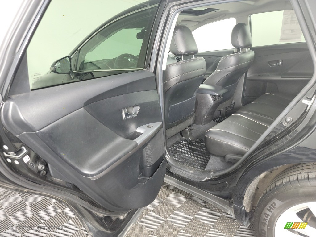 2015 Toyota Venza XLE Rear Seat Photo #142733903