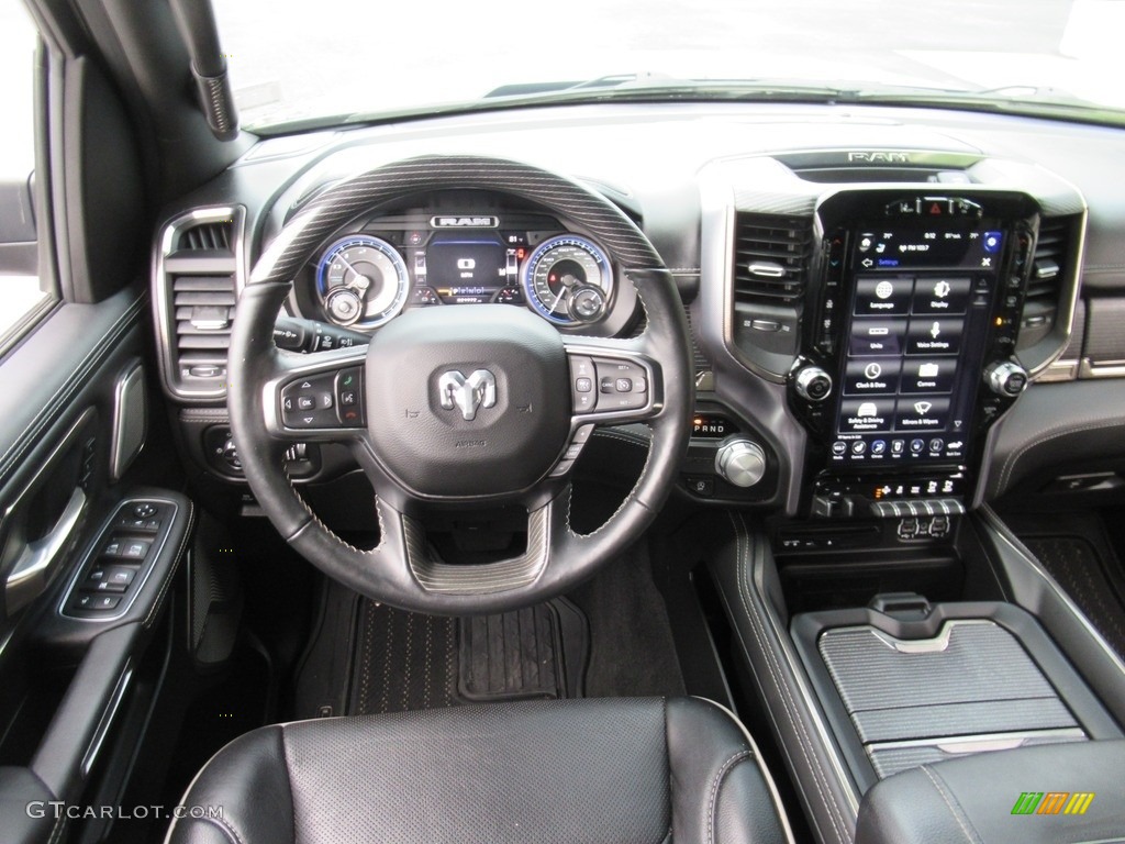 2019 1500 Limited Crew Cab - Diamond Black Crystal Pearl / Black photo #16