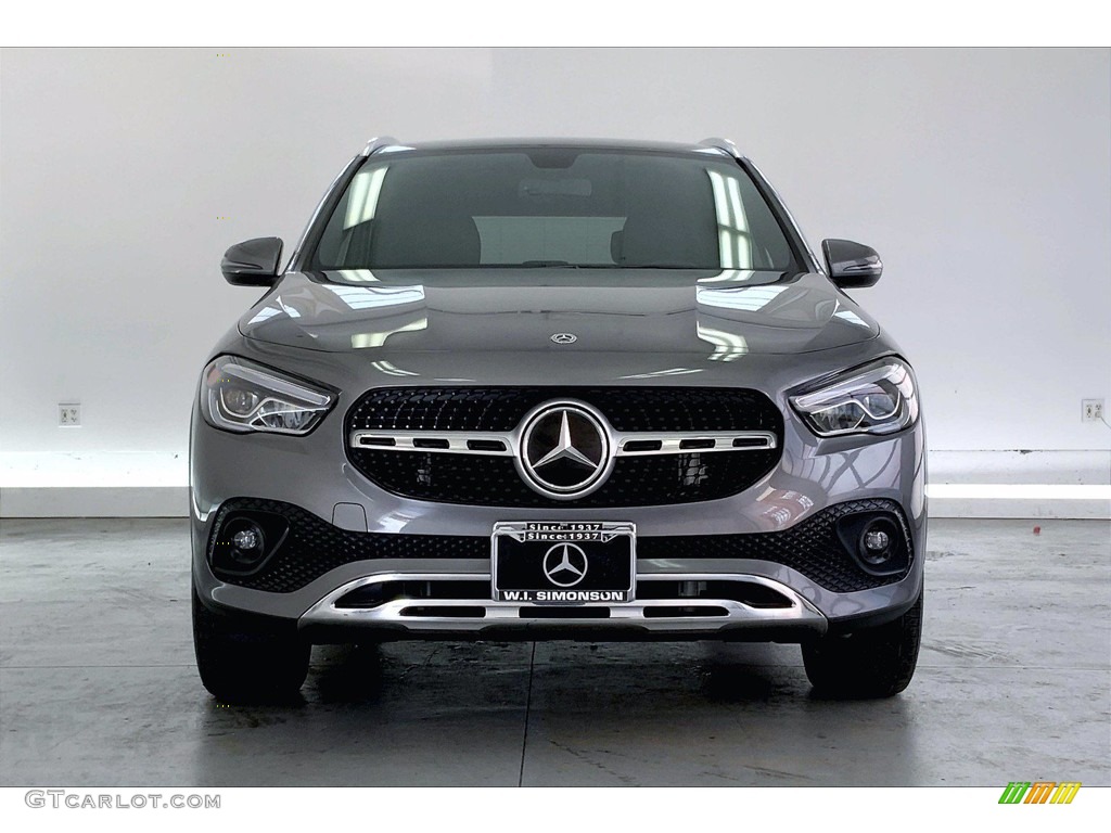 2021 GLA 250 - Mountain Grey Metallic / Black photo #2