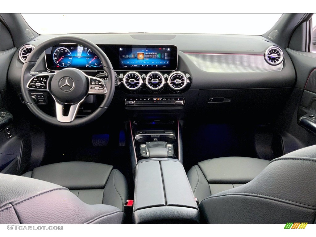 2021 GLA 250 - Mountain Grey Metallic / Black photo #15
