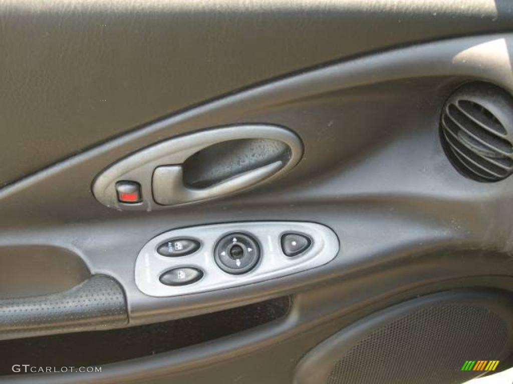 2000 Tiburon Coupe - Jet Black / Black photo #10