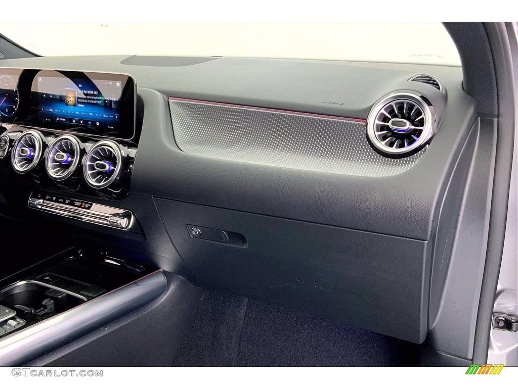 2021 GLA 250 - Mountain Grey Metallic / Black photo #16