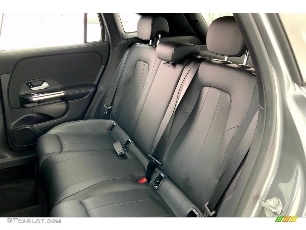 2021 GLA 250 - Mountain Grey Metallic / Black photo #20