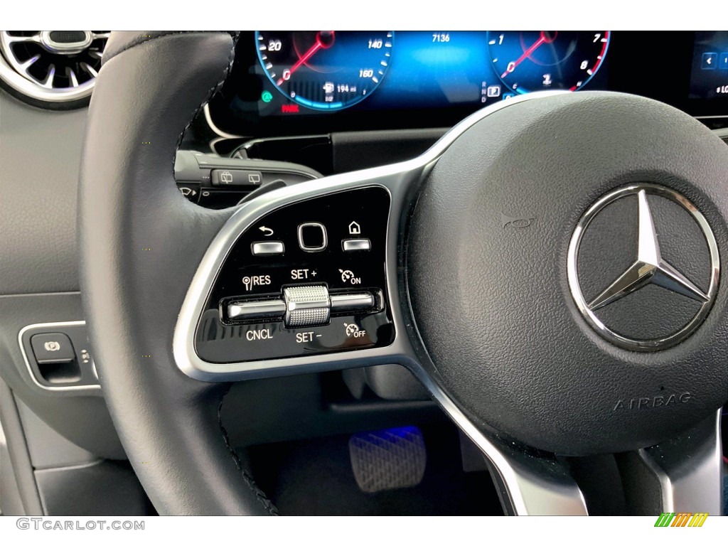 2021 GLA 250 - Mountain Grey Metallic / Black photo #21