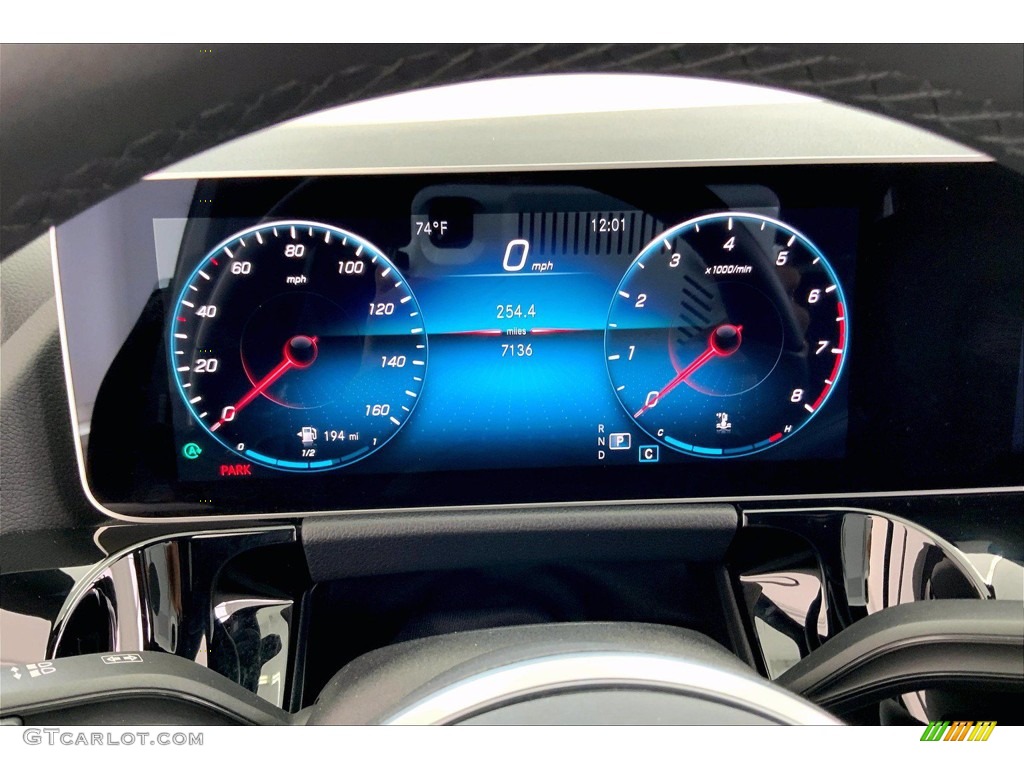 2021 GLA 250 - Mountain Grey Metallic / Black photo #23