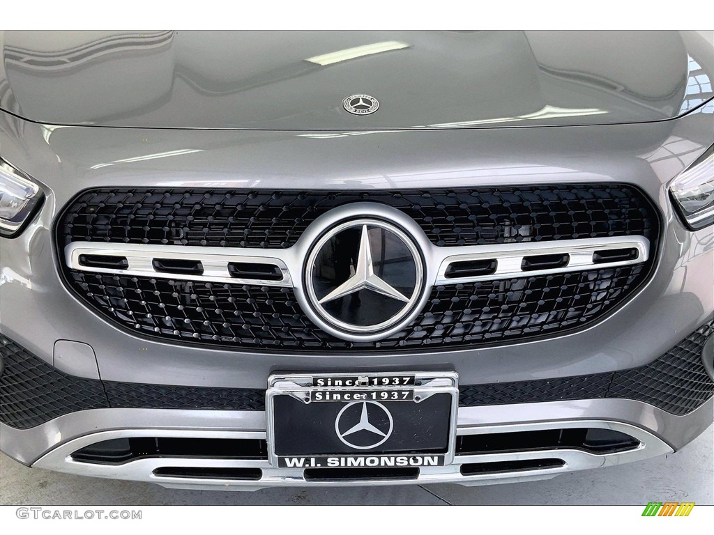 2021 GLA 250 - Mountain Grey Metallic / Black photo #29