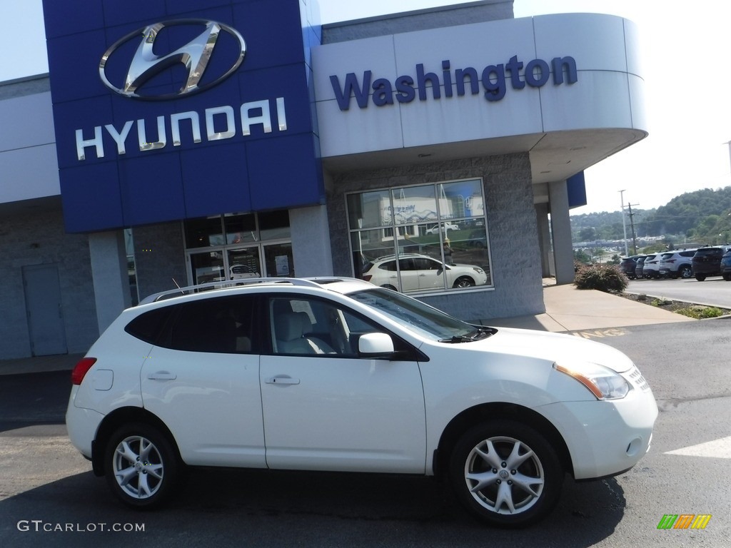 2008 Rogue SL AWD - Phantom White Pearl / Gray photo #2