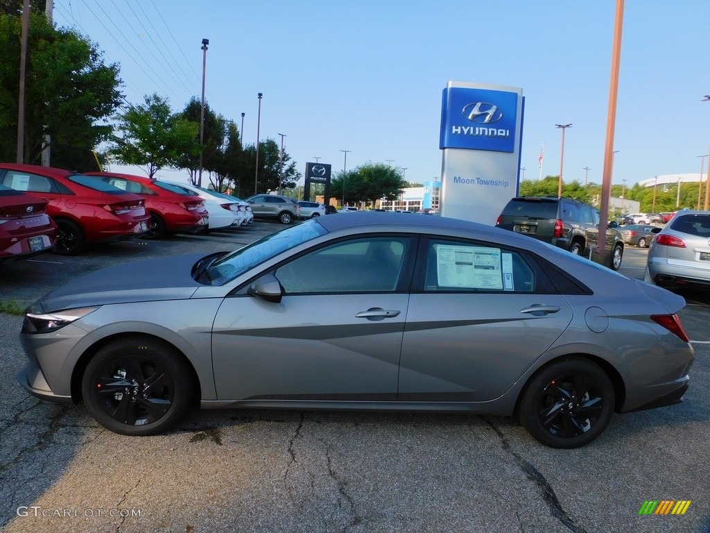 2022 Elantra SEL - Gray / Black photo #6