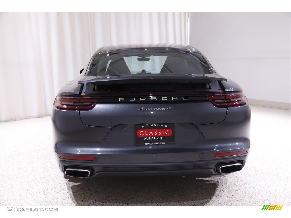 2018 Panamera 4 - Agate Grey Metallic / Black photo #31