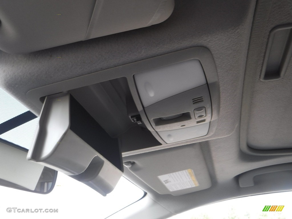 2008 Rogue SL AWD - Phantom White Pearl / Gray photo #21