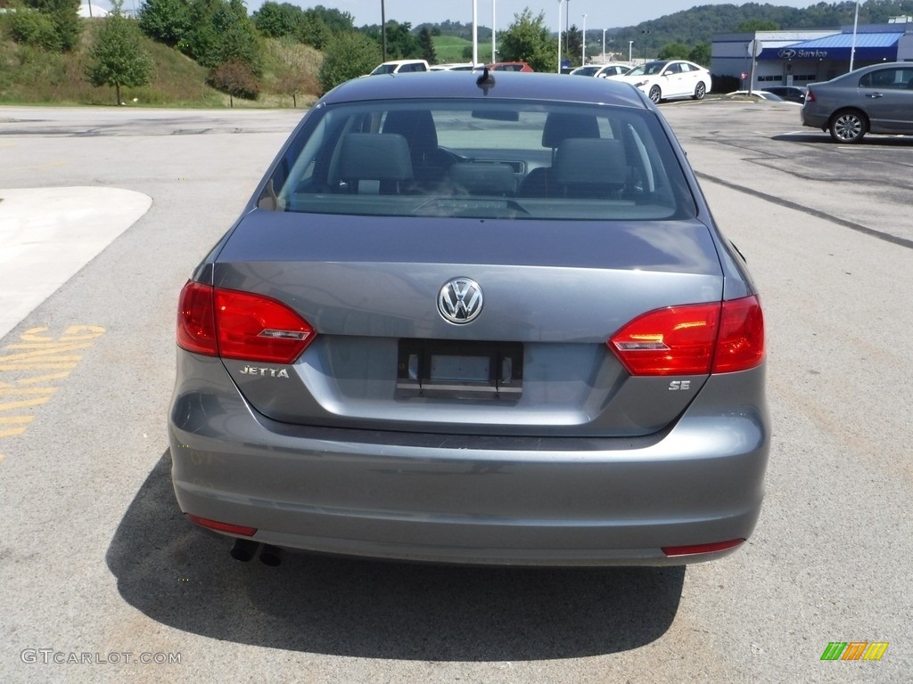 2014 Jetta SE Sedan - Platinum Gray Metallic / Titan Black photo #9