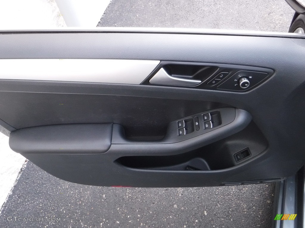 2014 Jetta SE Sedan - Platinum Gray Metallic / Titan Black photo #13