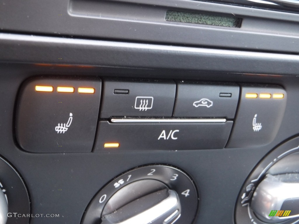 2014 Jetta SE Sedan - Platinum Gray Metallic / Titan Black photo #18