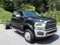 Diamond Black Crystal Pearl - 4500 Laramie Crew Cab 4x4 Chassis Photo No. 4