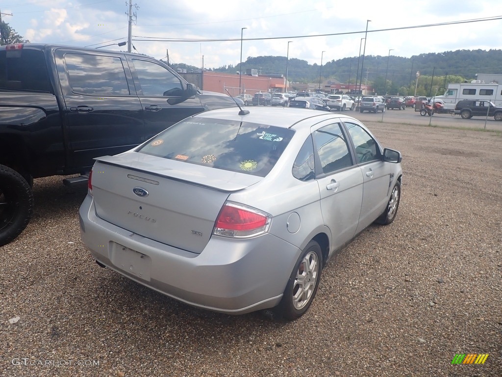 2008 Focus SES Sedan - Silver Frost Metallic / Charcoal Black photo #11