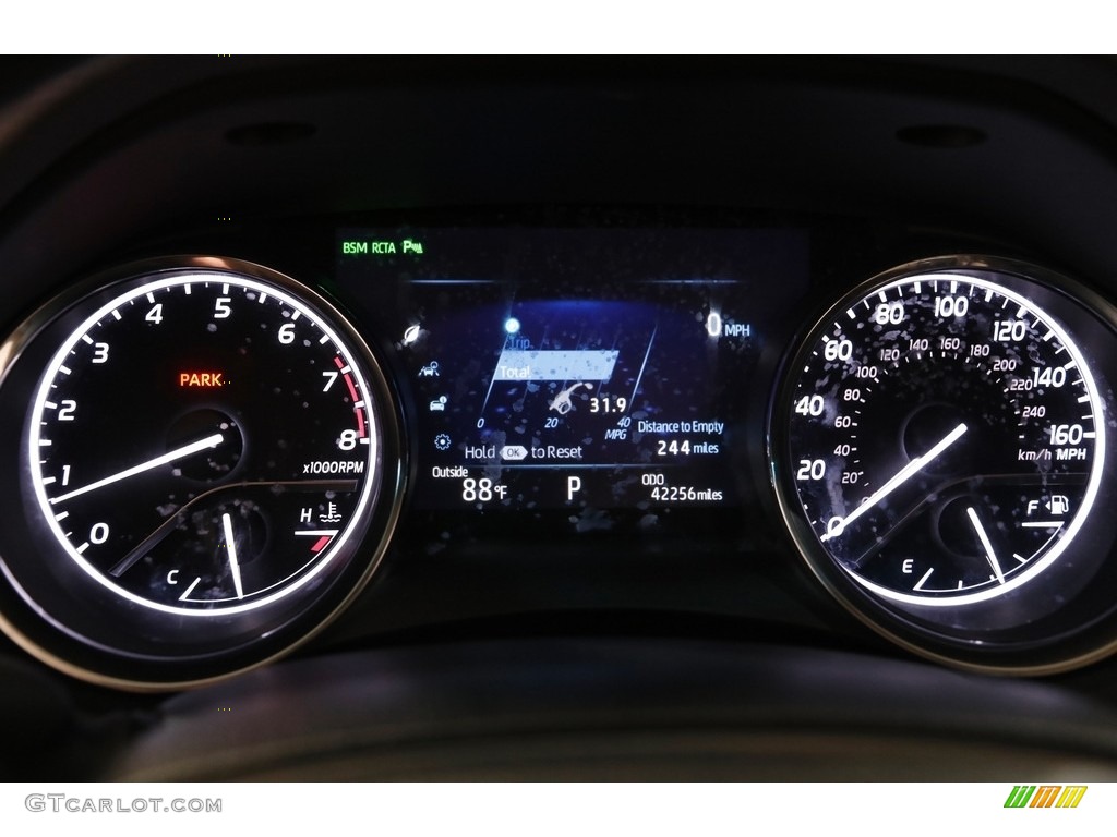 2018 Camry XLE - Ruby Flare Pearl / Macadamia photo #8