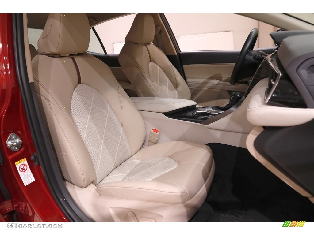 2018 Camry XLE - Ruby Flare Pearl / Macadamia photo #14
