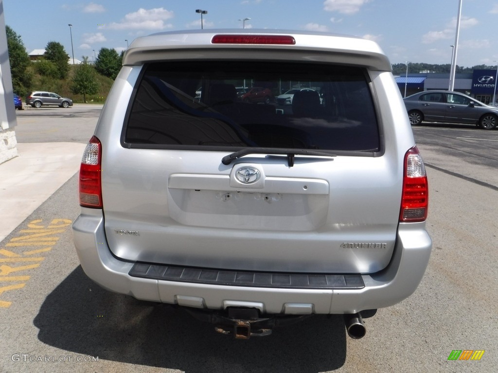 2007 4Runner Limited 4x4 - Titanium Metallic / Stone photo #10