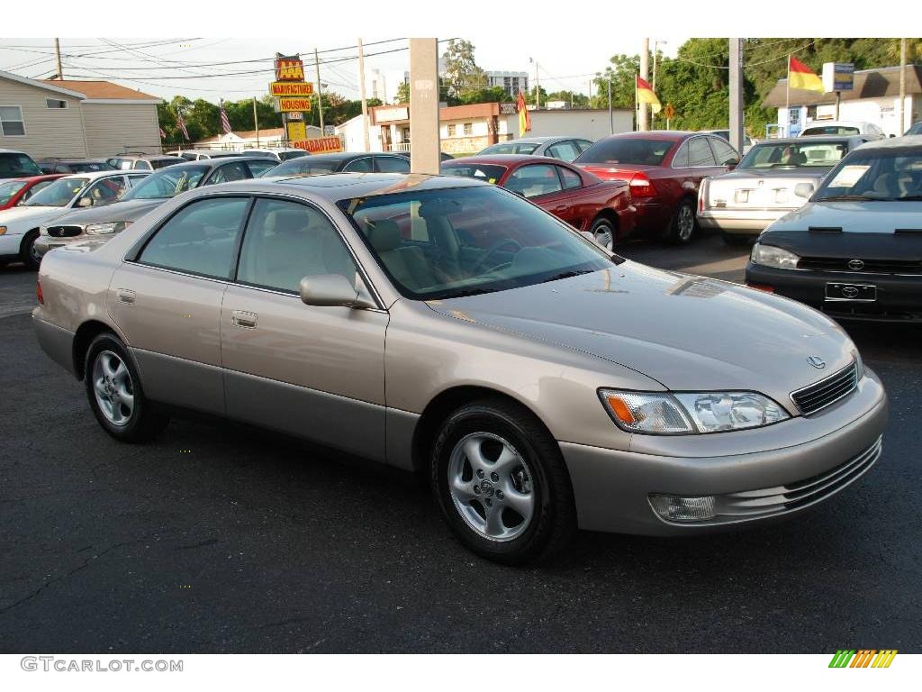 1997 ES 300 - Cashmere Beige Metallic / Ivory photo #3