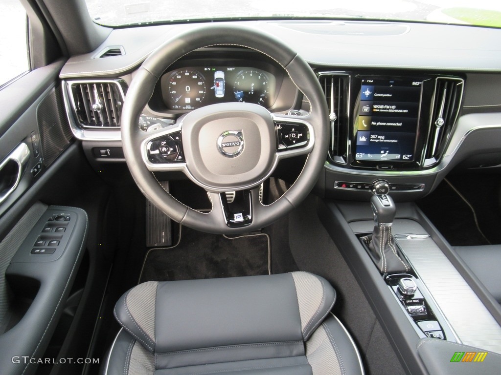 2020 Volvo S60 T6 AWD R Design Dashboard Photos