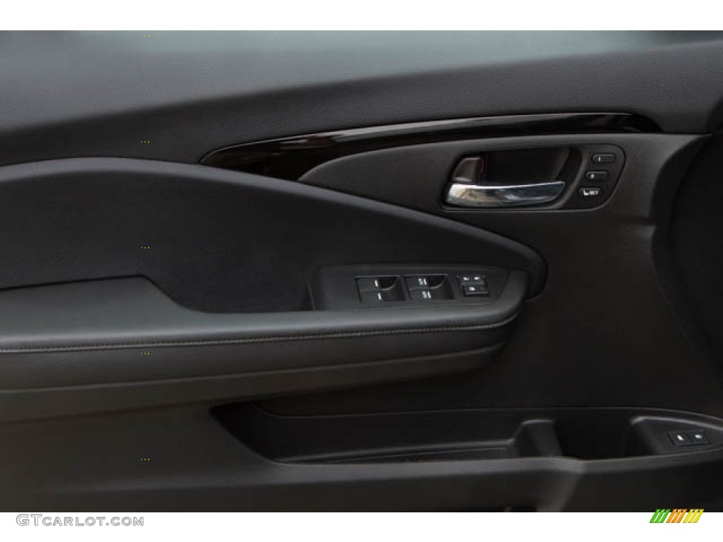 2022 Honda Pilot Touring AWD Black Door Panel Photo #142747372