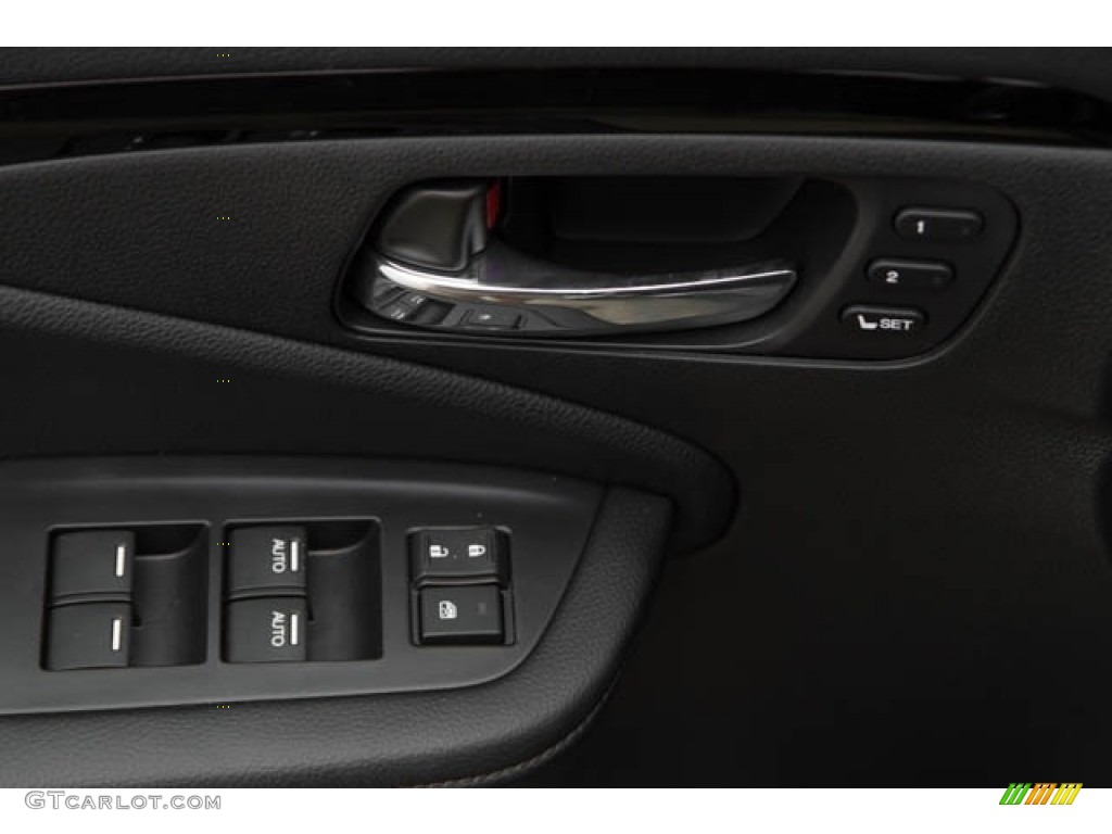 2022 Honda Pilot Touring AWD Black Door Panel Photo #142747393