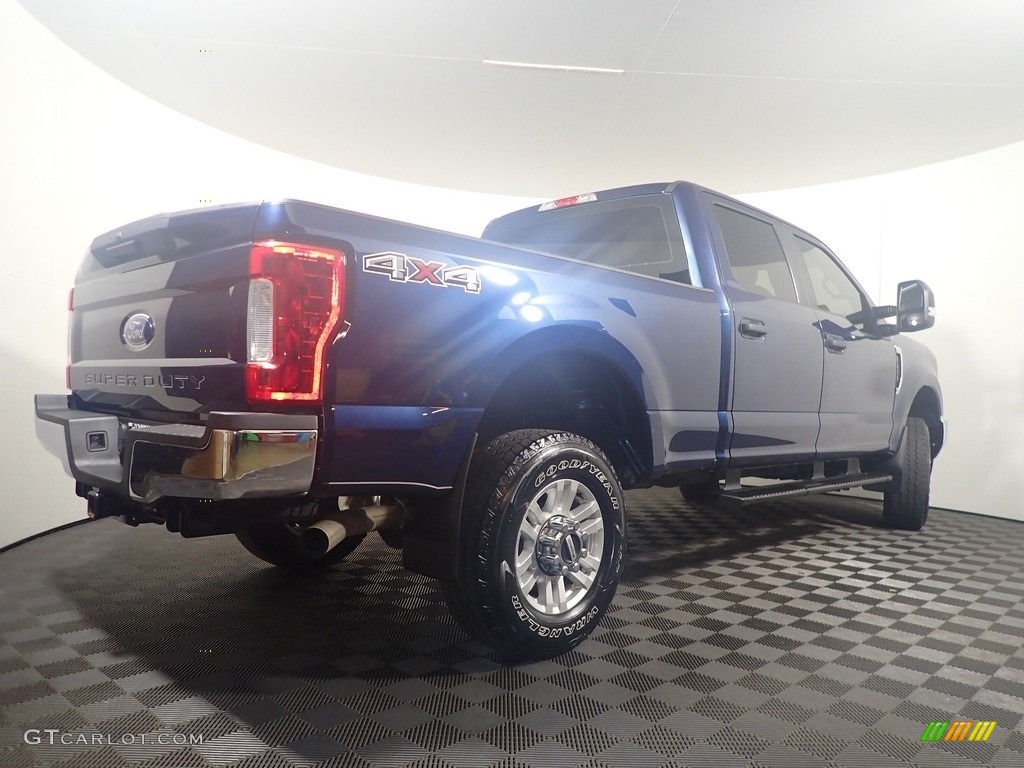2018 F250 Super Duty XL Crew Cab 4x4 - Blue Jeans / Earth Gray photo #15