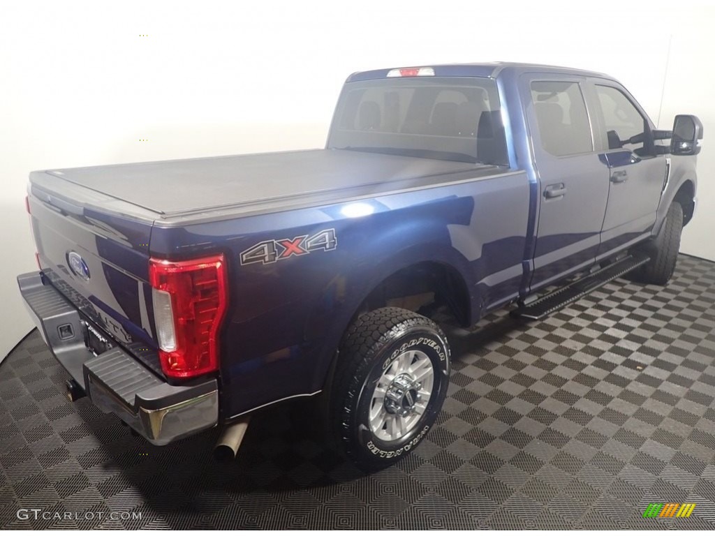 2018 F250 Super Duty XL Crew Cab 4x4 - Blue Jeans / Earth Gray photo #16