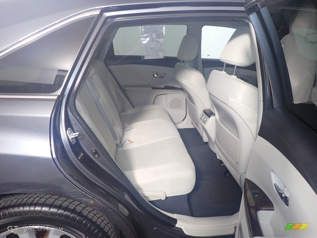 2009 Venza I4 - Magnetic Gray Metallic / Gray photo #36