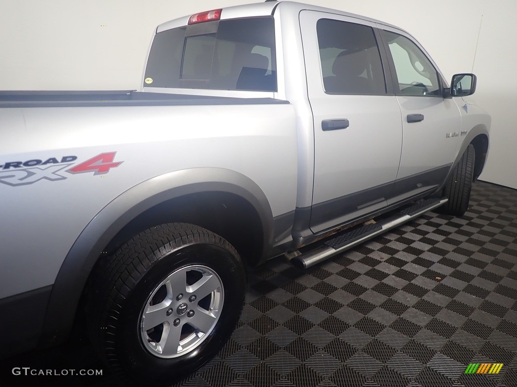 2010 Ram 1500 TRX4 Crew Cab 4x4 - Bright Silver Metallic / Dark Slate Gray photo #17