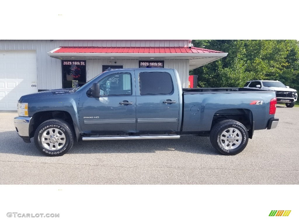 2013 Silverado 2500HD LT Crew Cab 4x4 - Blue Granite Metallic / Light Titanium/Dark Titanium photo #2