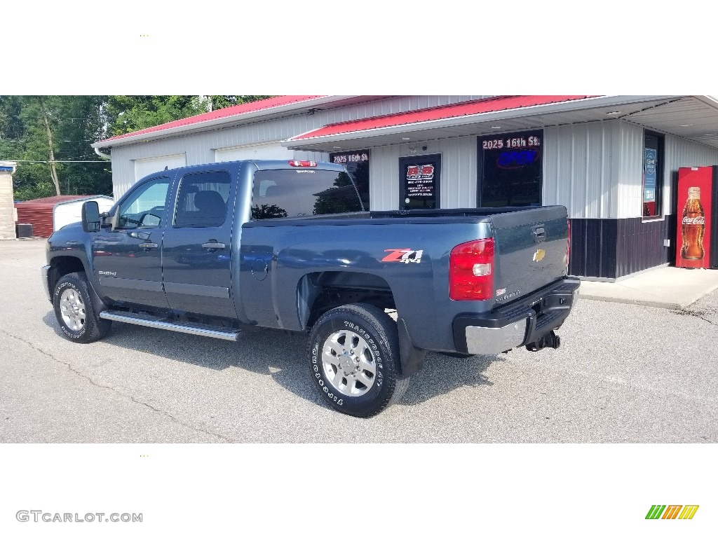 2013 Silverado 2500HD LT Crew Cab 4x4 - Blue Granite Metallic / Light Titanium/Dark Titanium photo #3