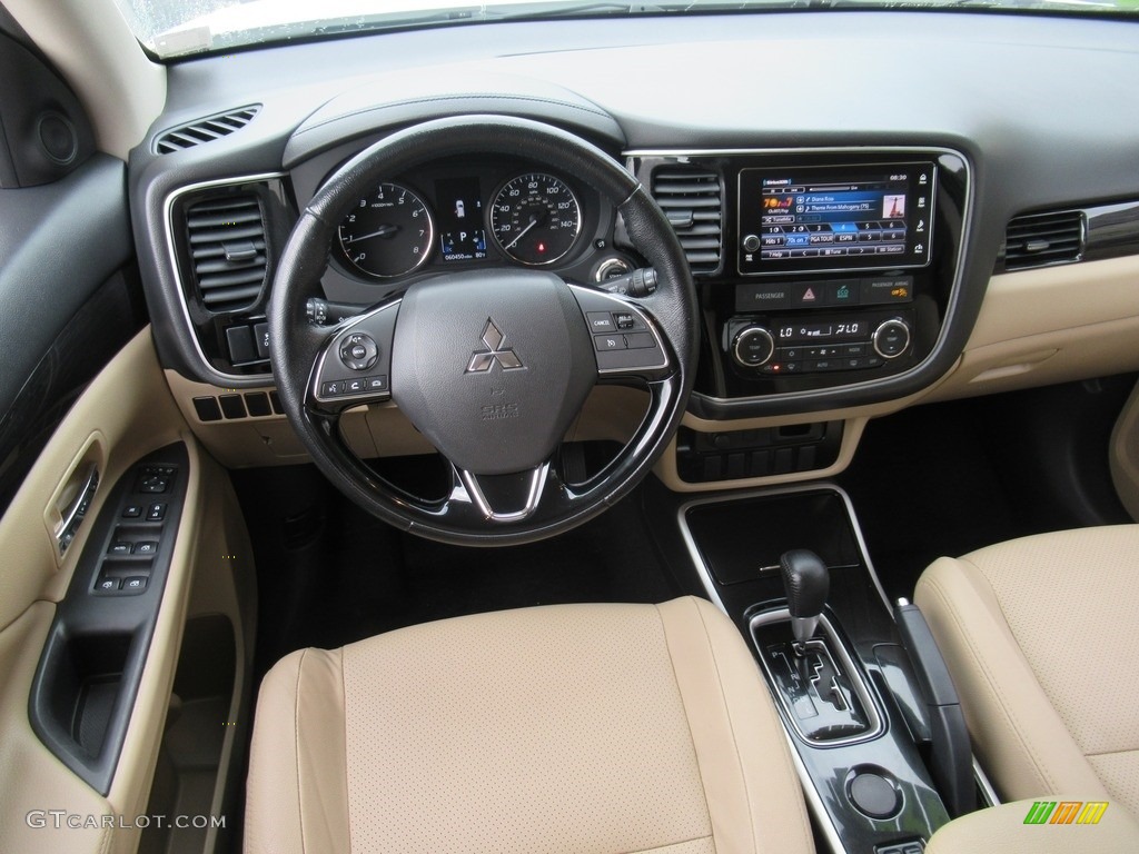 2017 Mitsubishi Outlander SEL Interior Color Photos