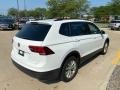 Pure White - Tiguan S 4MOTION Photo No. 2