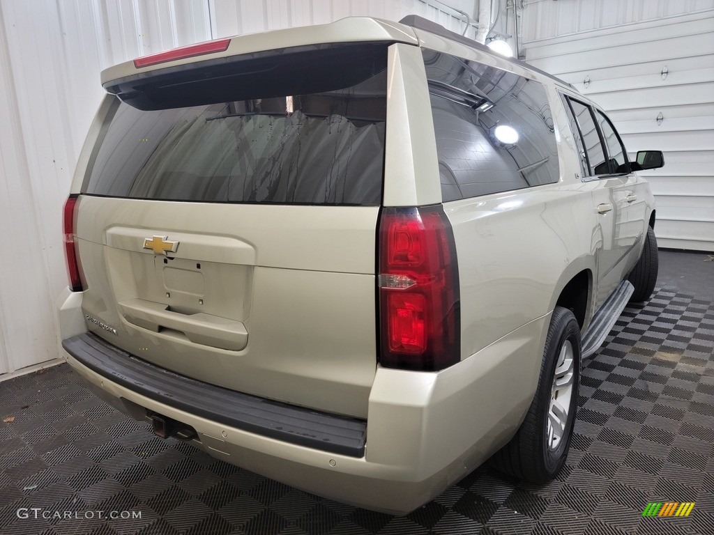Champagne Silver Metallic 2015 Chevrolet Suburban LS 4WD Exterior Photo #142752509