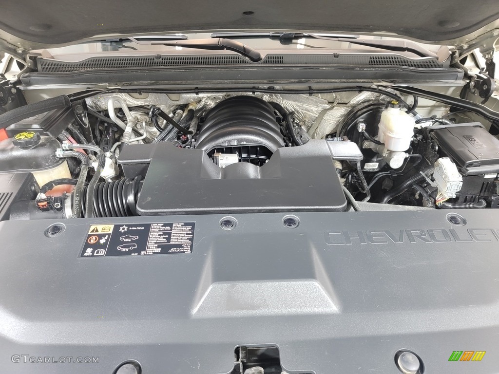2015 Chevrolet Suburban LS 4WD Engine Photos