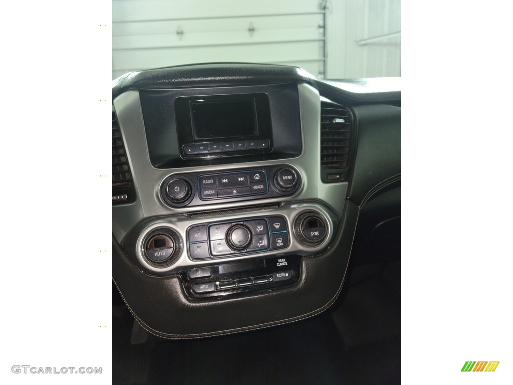 2015 Chevrolet Suburban LS 4WD Controls Photos