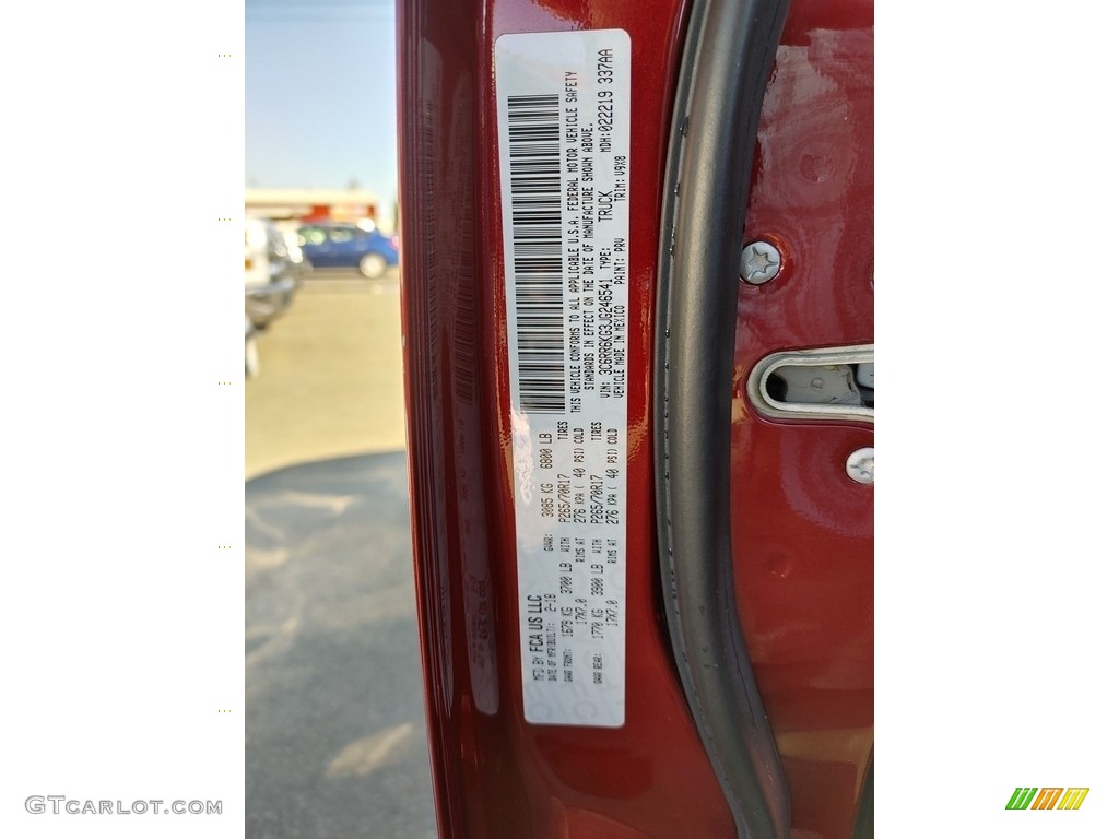 2018 1500 Express Crew Cab - Delmonico Red Pearl / Black/Diesel Gray photo #9