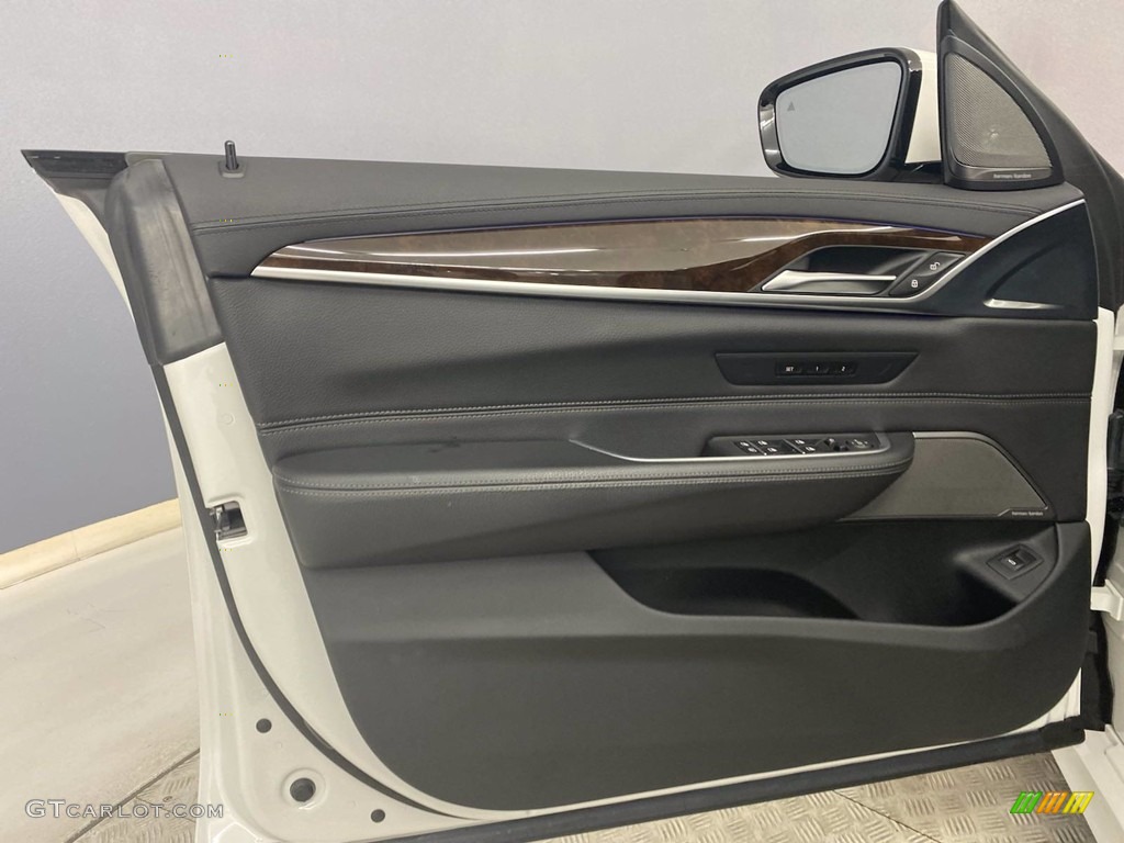 2018 6 Series 640i xDrive Gran Turismo - Alpine White / Black photo #14