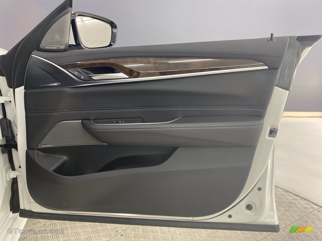 2018 6 Series 640i xDrive Gran Turismo - Alpine White / Black photo #33